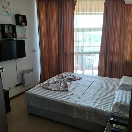 Apartment марина сити 407c Baltschik